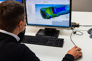 Increase your efficiency with HYDAC thanks to intelligent system designs