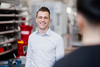 We listen to you, analyse your requirements and work with you to develop an optimal solution