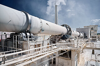 HYDAC supplies an extensive product range for cement production.