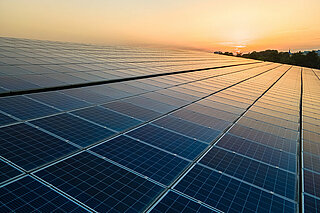 Components and systems from HYDAC for photovoltaic power plants