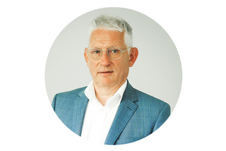 HYDAC employee: Project manager in technical sales.
